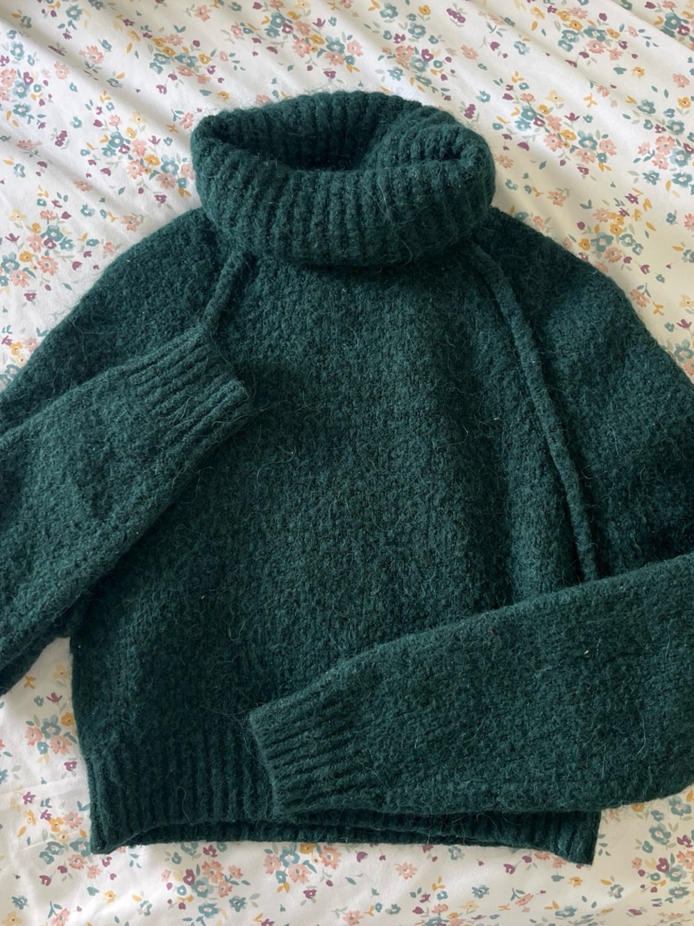 Zara Dark Green Chunky Turtleneck Sweater